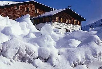Folgore Hotel